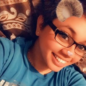 Meet your Posher, Sabrina